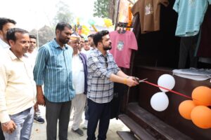 Rampur vehicle Dukaan