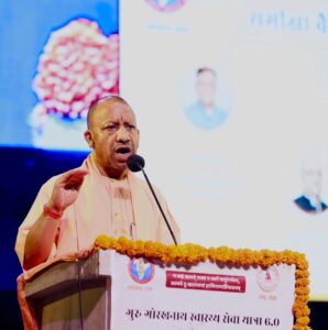 गुरु गोरखनाथ सेवा यात्रा में शामिल हुए सीएम योगी आदित्यनाथ 
