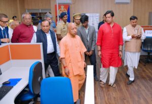 सीएम योगी के साथ कैबिनेट मंत्री संजय निषाद आशीष पटेल आदि रहे मौजूद 