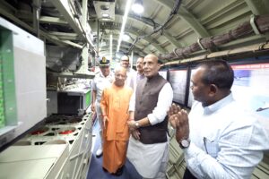 लखनऊ में नौसेना शौर्य वाटिका के उद्घाटन कार्यक्रम में संबोधित करते मुख्यमंत्री योगी आदित्यनाथ