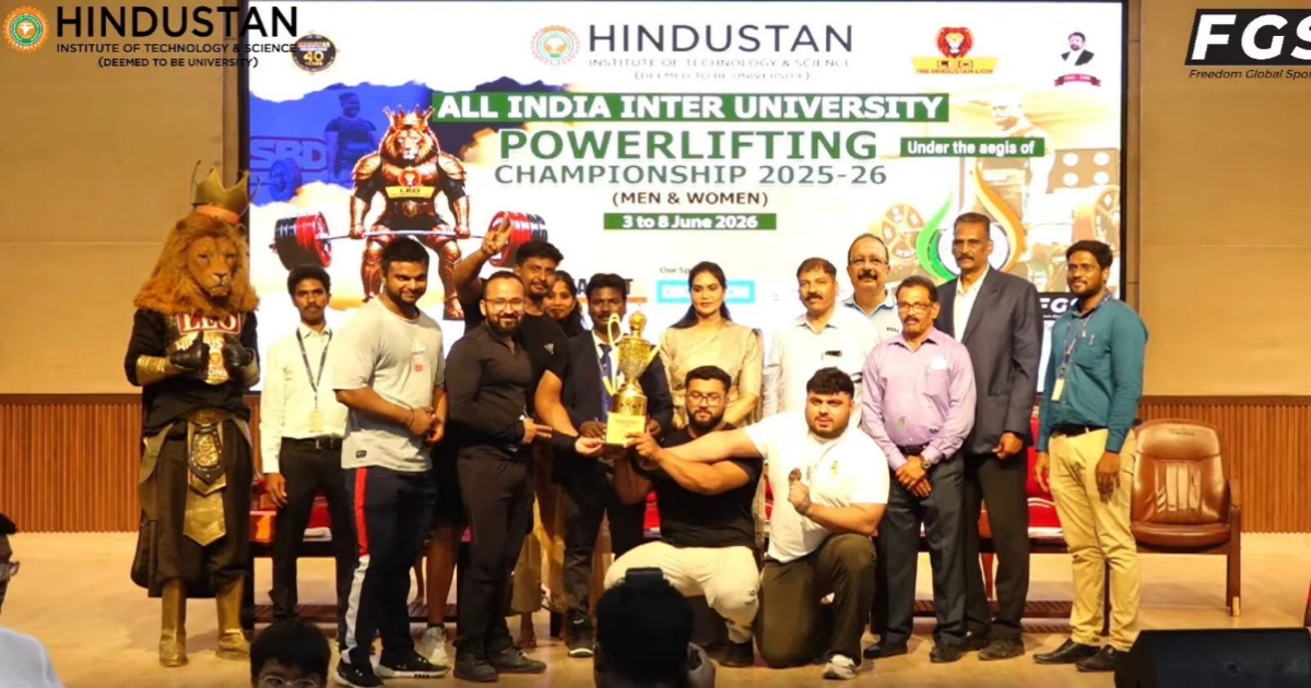 ऑल इंडिया इंटर यूनिवर्सिटी पावर लिफ्टिंग प्रतियोगिता में उपविजेता बनी अवध विश्वविद्यालय की टीम।